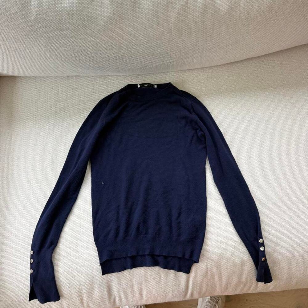 Zara knit navy button cuff